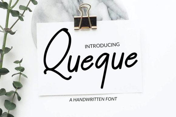 Queque Font: Sweet Script for Creative Projects